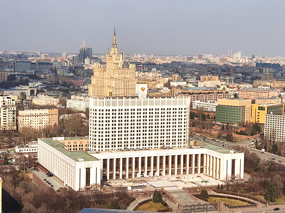 здание мгу сталинская высотка. сталинские высотки в москве мгу. высотка на котельнической и мгу. здание мгу сталинская высотка. здание гостиницы украина.