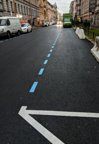 Голубая линия платной парковки