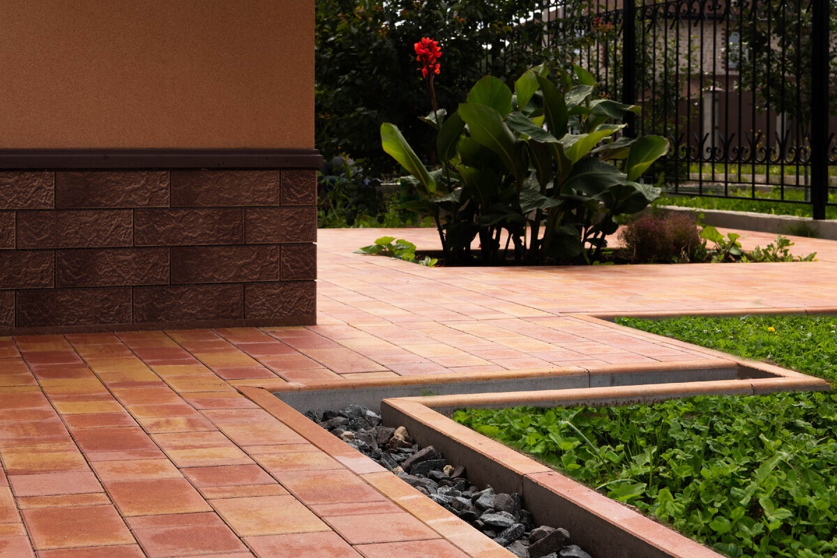 Тротуарная плитка BRAER Старый город "Ландхаус" Color Mix Рассвет, Бордюр тротуарный BRAER БР 100.20.8 Color Mix Рассвет