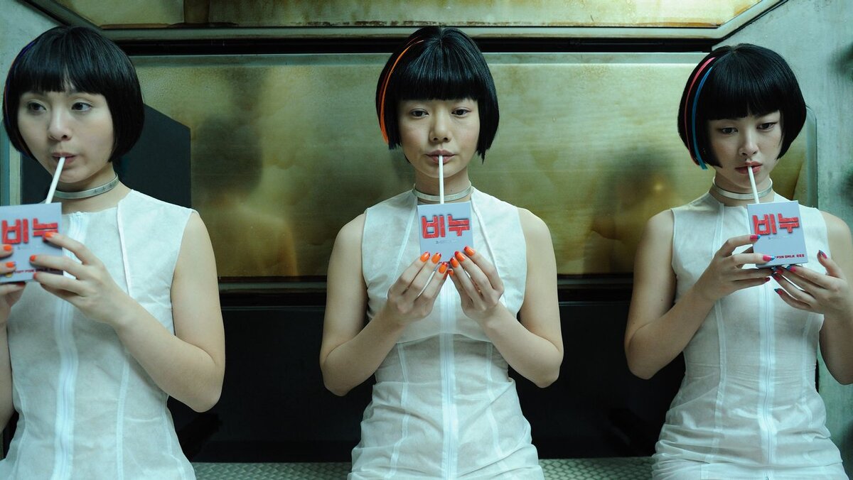 Кадр из фантастического фильма Тыквера и Вачовски «Облачный атлас»