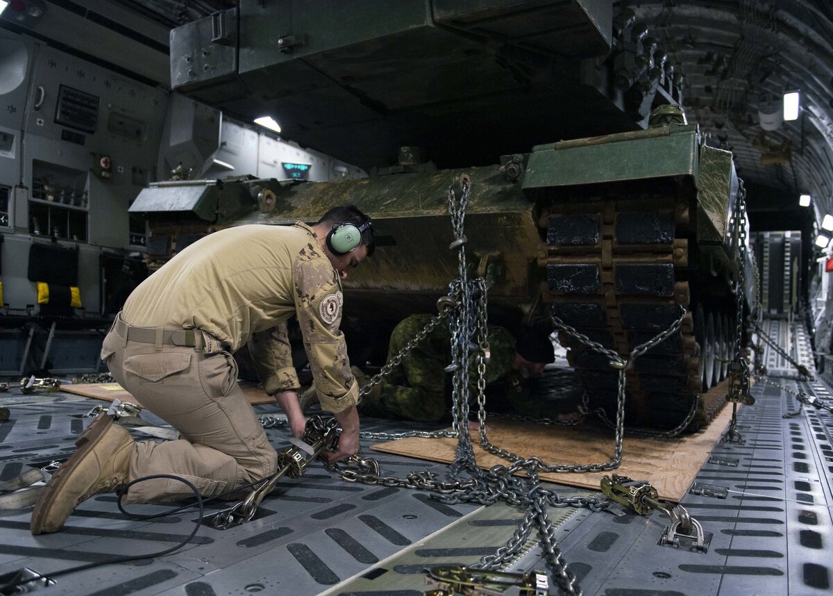 Фото: flickr.com / Master Corporal Desiree Bourdon, Canadian Forces Combat Camera