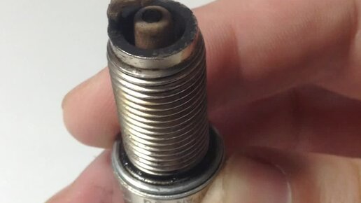 МАСТЕР НОВАТОР | Как правильно очистить свечи зажигания от нагара | Дзен