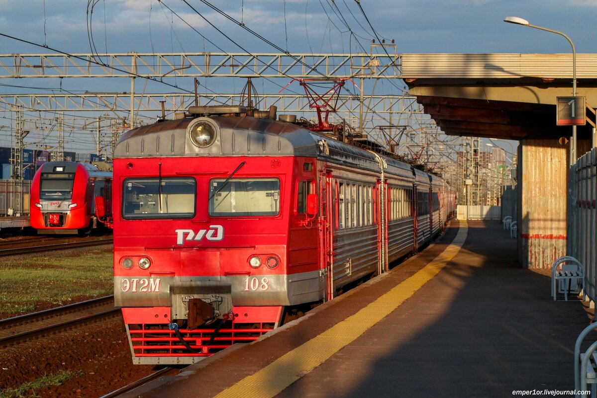 Электропоезд. Эт2. Моссельмаш ЖД.