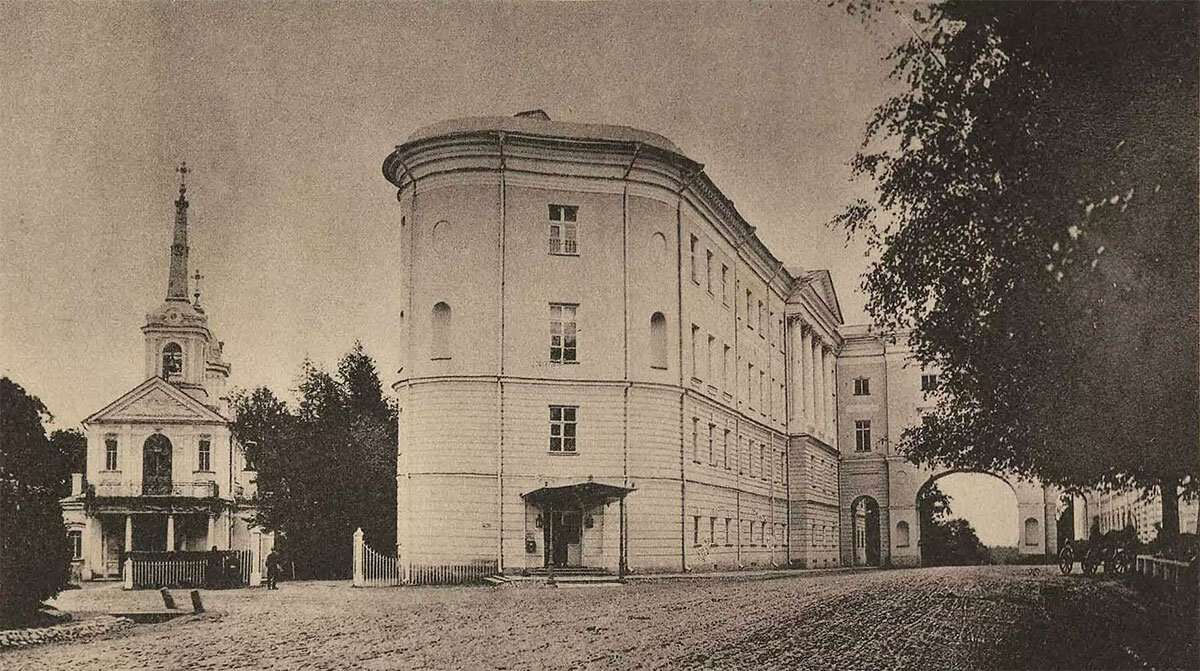 Императорский Царскосельский лицей, фотография 1886-1887 г.