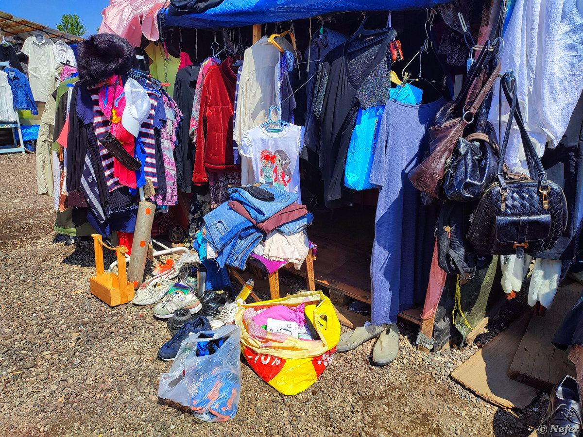 сайт рынка левша в новоподрезково. блошиный рынок. блошинка левша. левша химки блошиный рынок. блошиный рынок фото.