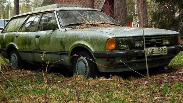    В Швеции растёт спрос на старые бензиновые машины