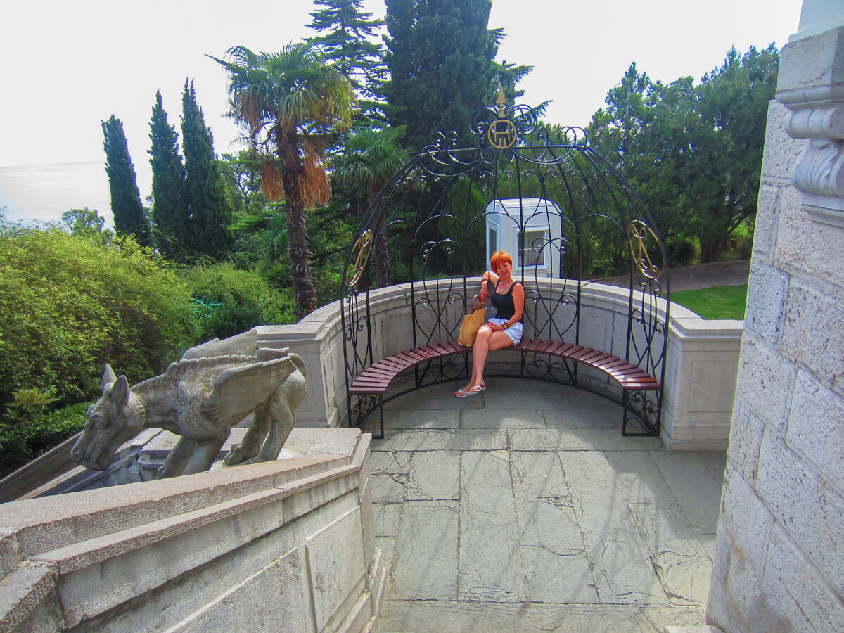 Беседка. Ливадийский дворец. Фотография автора статьи.