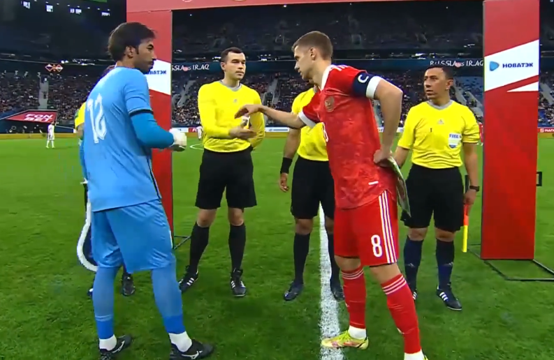 Сборная России по футболу в товарищеском матче против сборной Ирака. Источник фото: Матч ТВ.