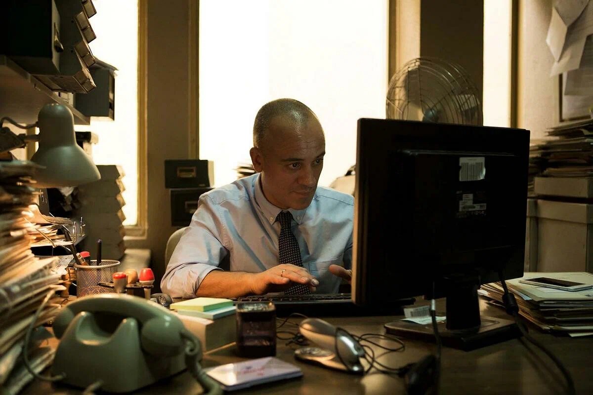 Кадр из фильма "Автор", 2017г. Испания, Мексика. Режиссёр Мануэль Мартин Куенка.