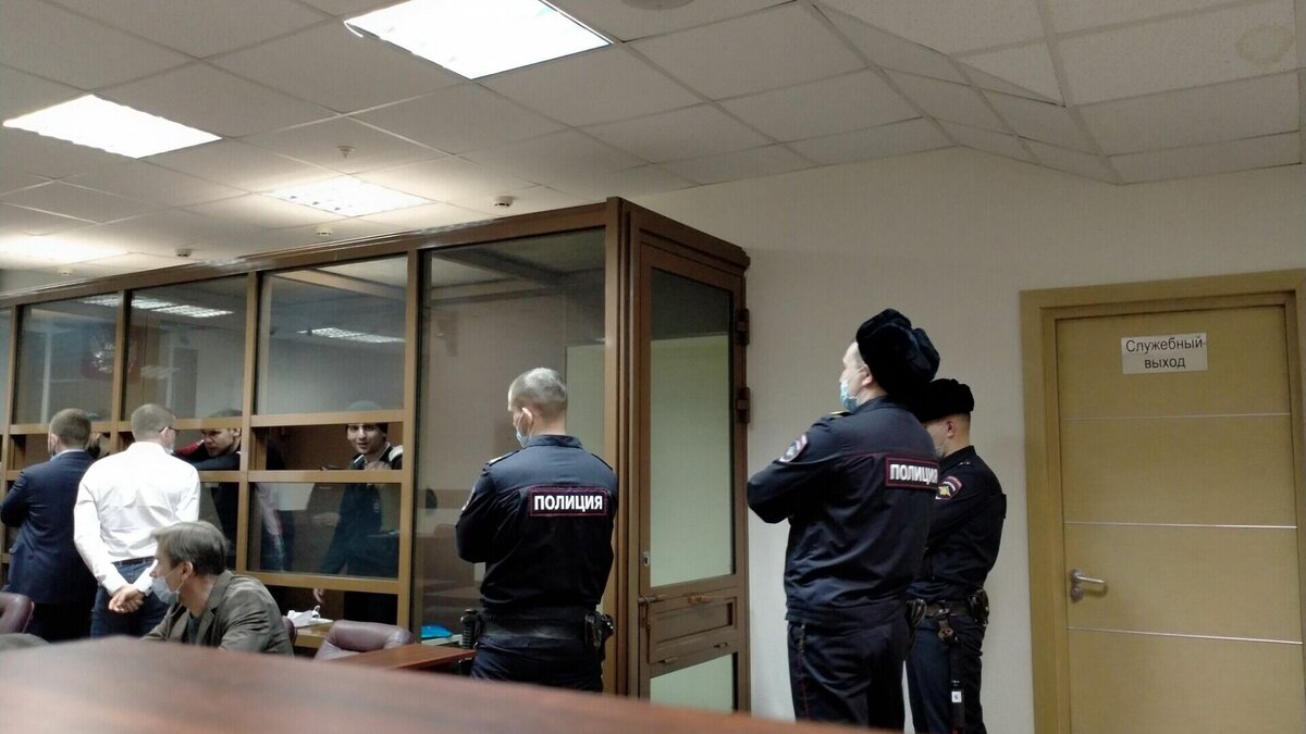     В Перми во второй раз коллегия присяжных рассмотрела уголовное дело в отношении четверых пермяков и одного жителя Санкт-Петербурга, устроивших в 2019 году в селе Култаево нарколабораторию.
