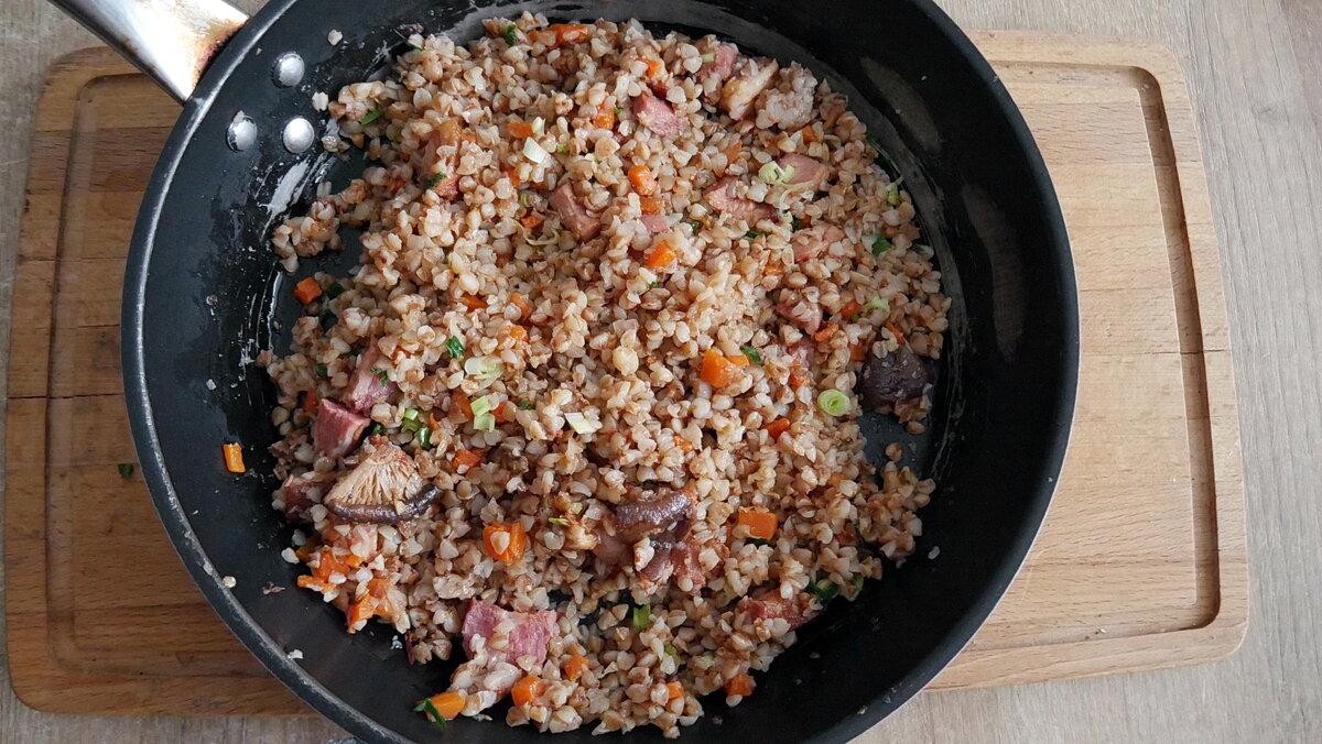 Ммм... гречка...