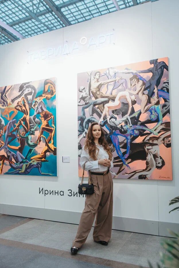 Крупнейшая ярмарка-выставка современного искусства ART RUSSIA в этом году пройдёт с 30 марта по 2 апреля в московском Гостином дворе.-1-2
