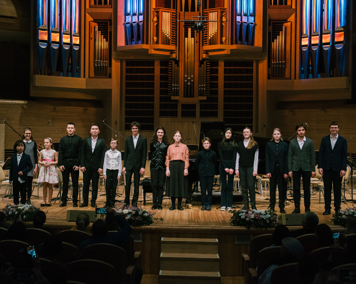 Полуфиналисты, финалисты и победители конкурса