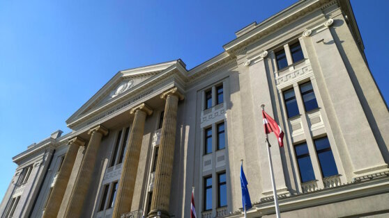    Глава МИД Латвии пошутил о приеме Украины в Евросоюз Сергей Бунеев