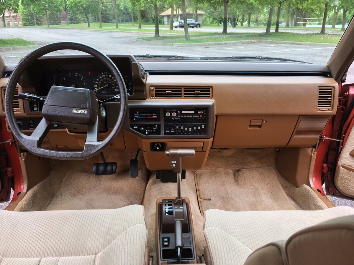 1983 Toyota Cressida Interior