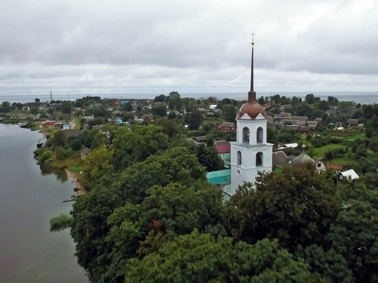     КАДР ИЗ ФИЛЬМА ДМИТРИЯ ЕРШОВА "ОСТРОВ"