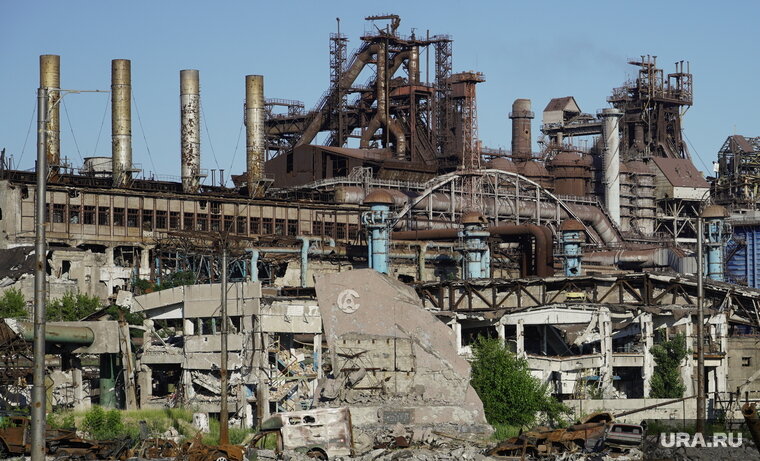    В Авдеевке расположен крупный завод, как и в Бахмуте, отметил Александр Матюшин