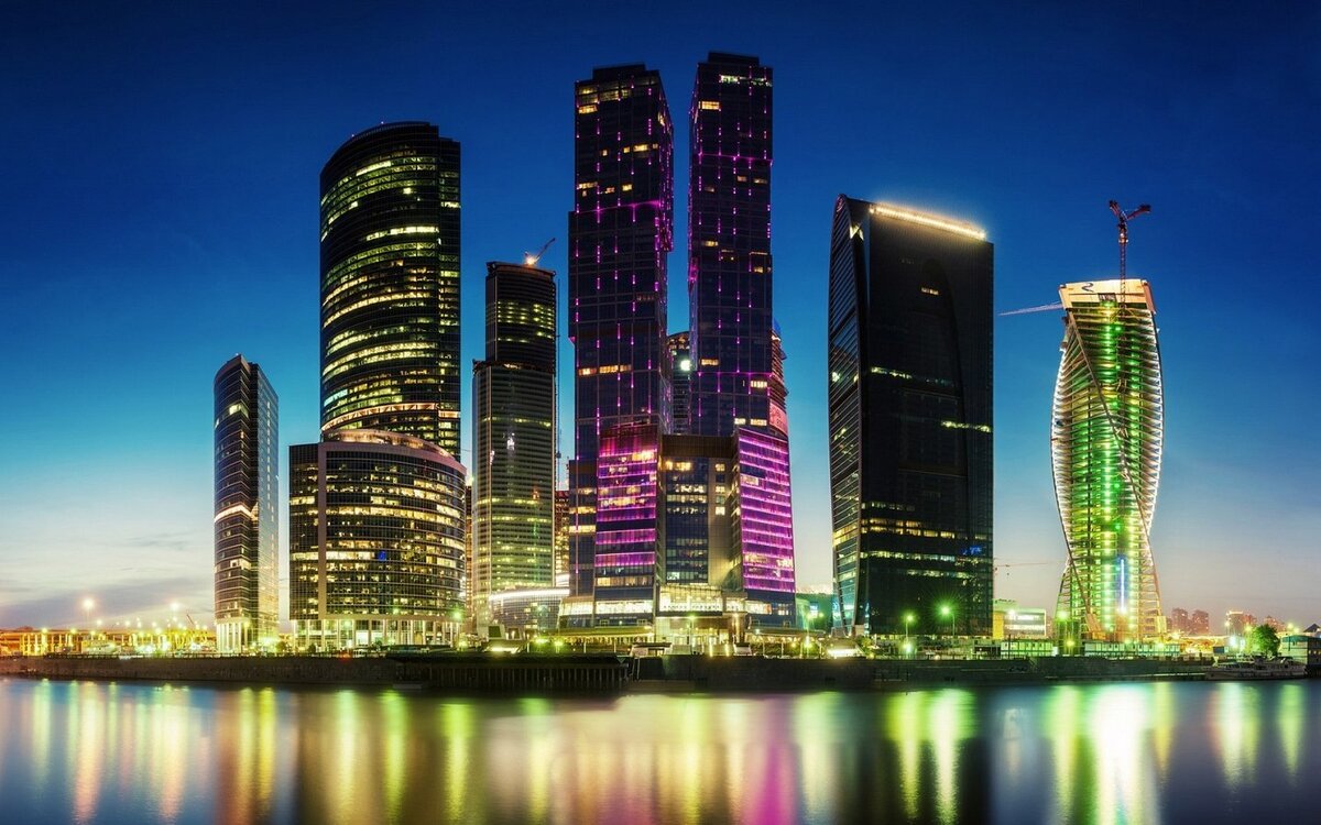 Модные места в москве для