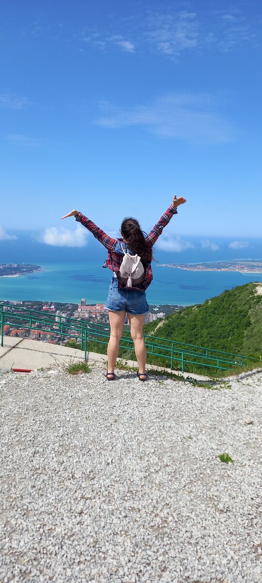 Кому-то удалось поднять свой кредитный рейтинг. (Геленджик)