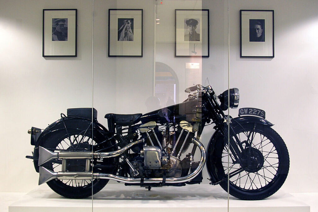 РњРѕС‚РѕС†РёРєР» brough Superior