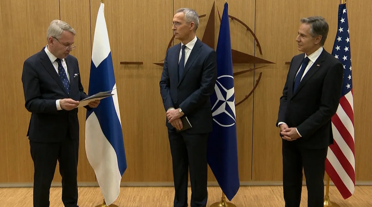 Как говорится, история повторяется в виде фарса. Фото АР