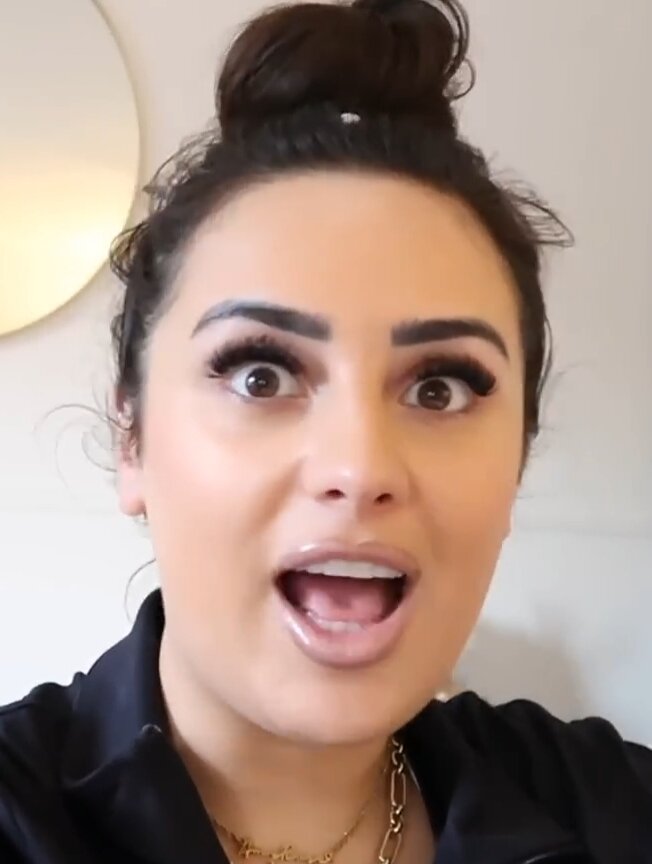 Amy Rose Walker Tongue Vore Girl