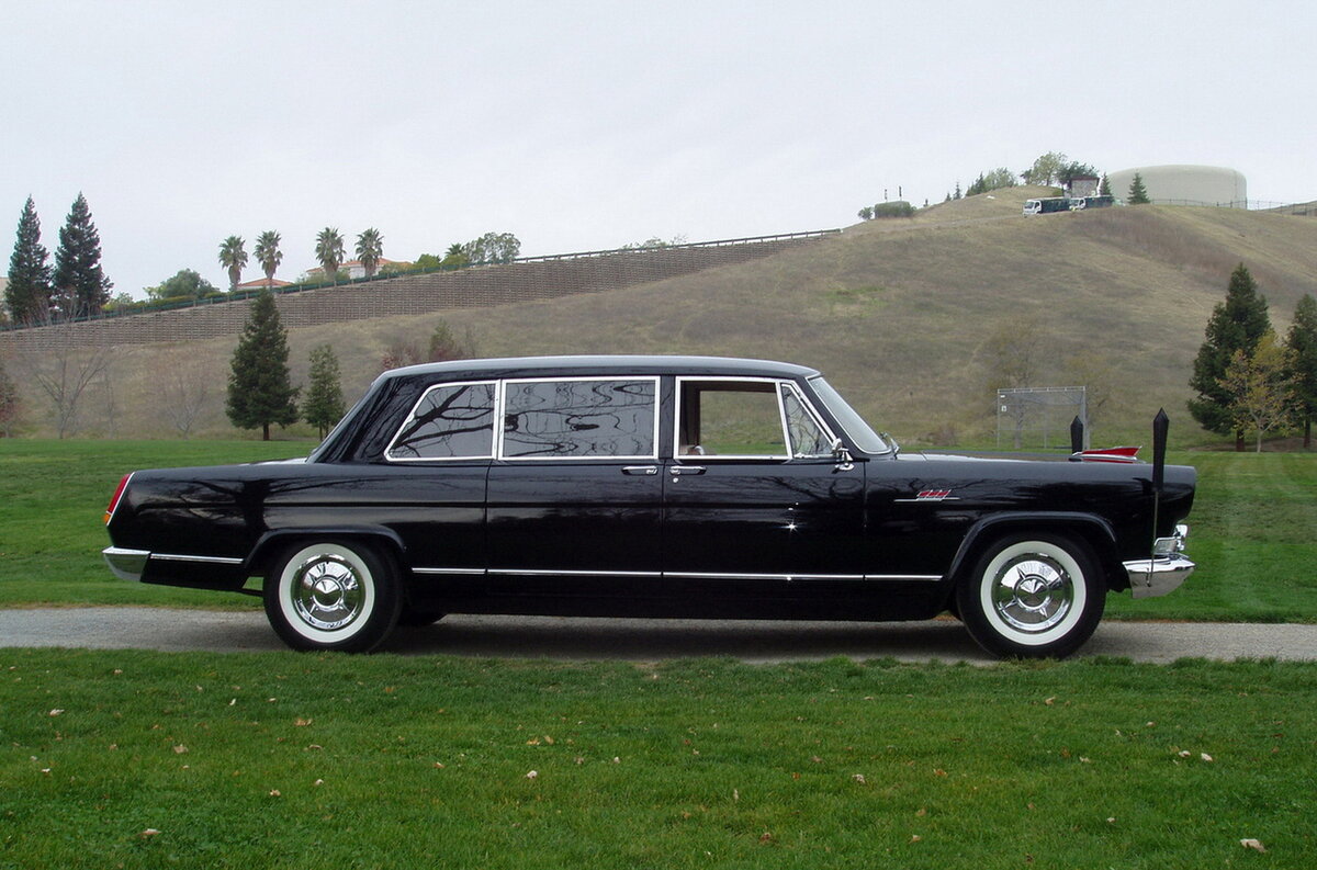    Hongqi CA770 образца 1966 года   
Фото: Hongqi/autowp.ru