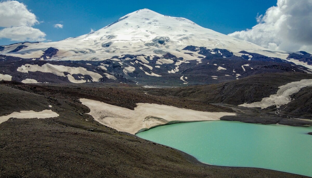 Восточная вершина Эльбруса © Роман Дочук