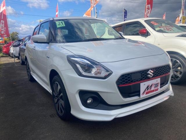 Фото внешности и салона, листайте