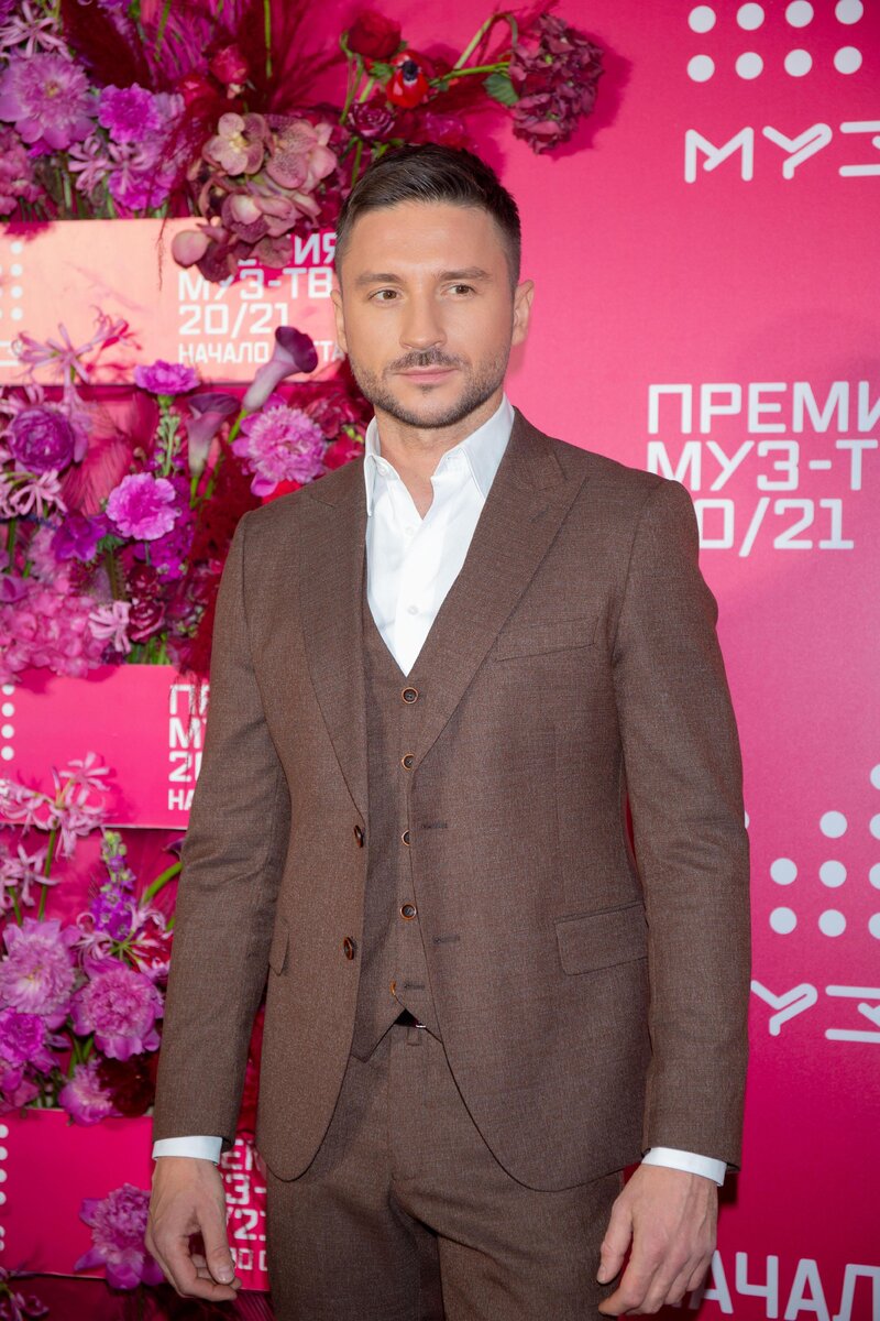    Сергей Лазарев