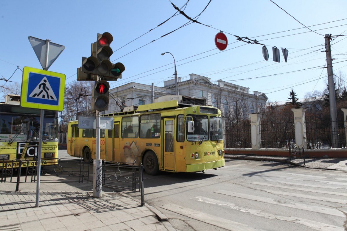   В этом году в Иркутске отремонтируют 9 дорог, ведущих к социальным объектам