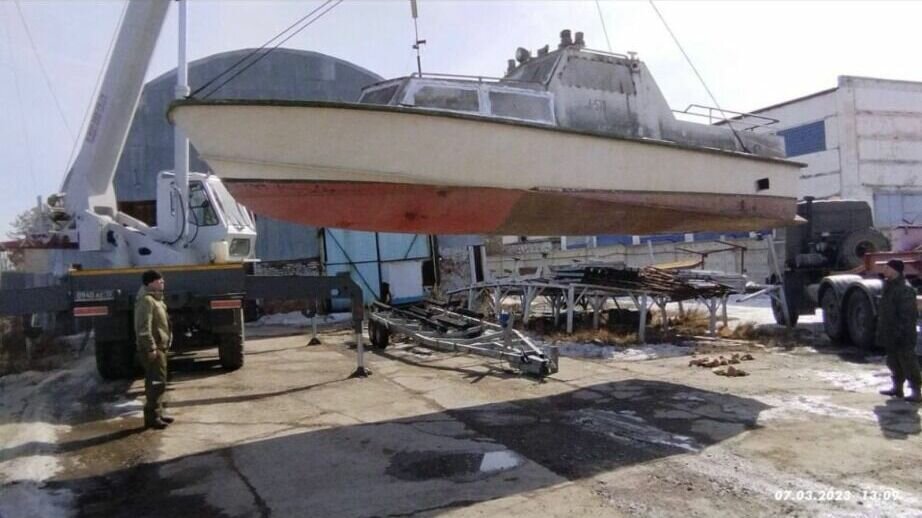     Под председательством главы муниципалитета Александра Яца, прошло рабочее совещание по вопросу открытия памятника морякам-пограничникам на территории села Казакевичево.