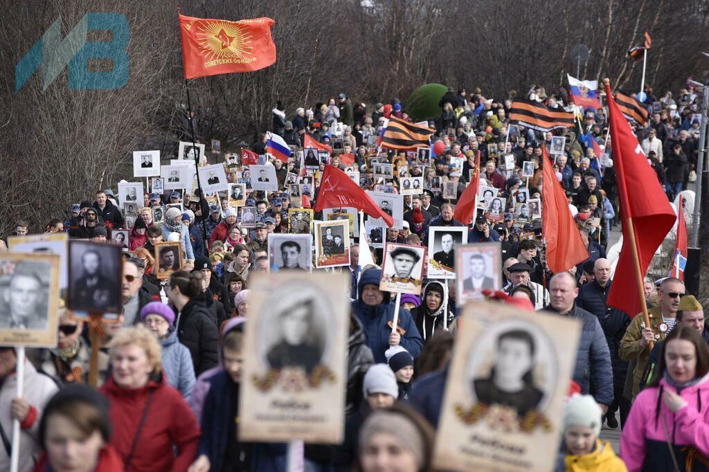 Бессмертный полк и сталин