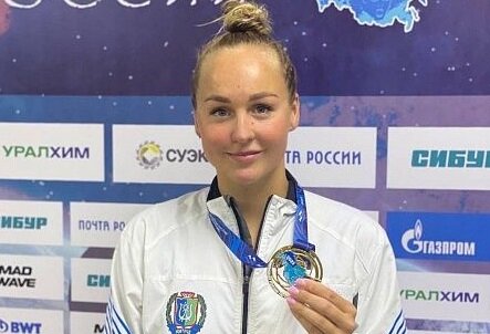    Югорская спортсменка Анна Егорова стала чемпионкой России по плаванию