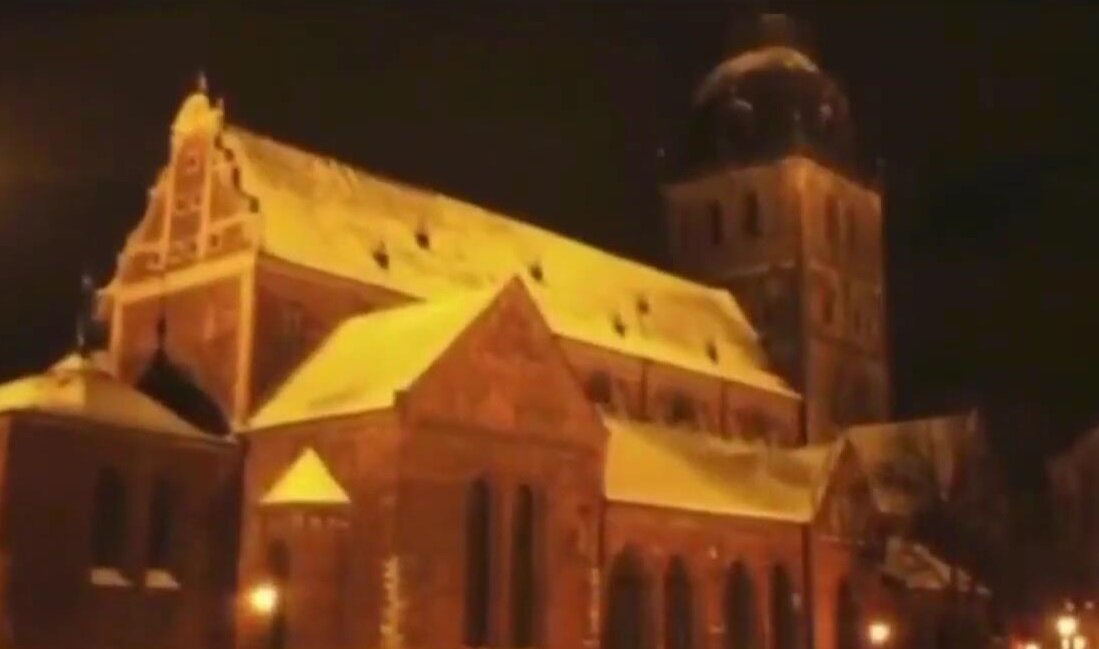 Домский собор зимой. Архив, источник неизвестен.