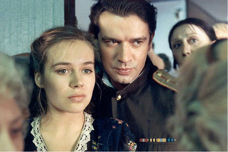 Екатерина Редникова и Владимир Машков в фильме "Вор", 1998 год