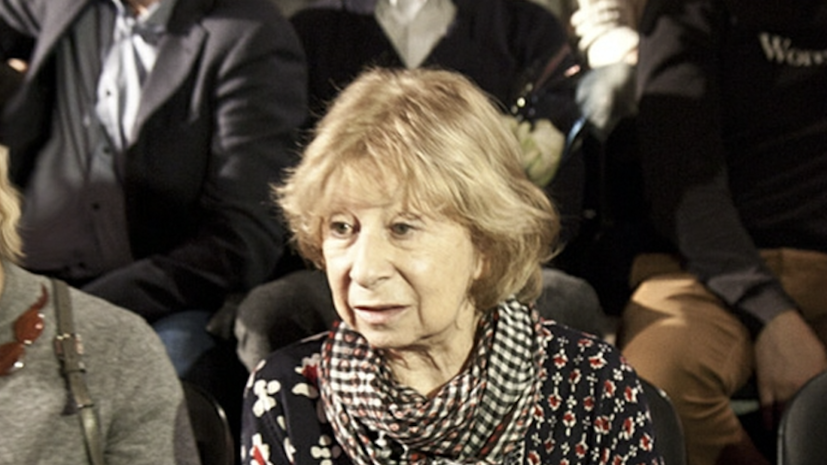   globallookpress.com Genrietta Peryan