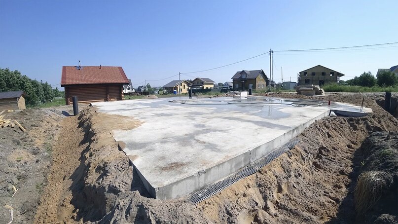 Готовый фундамент в загородном доме "Сфен" 