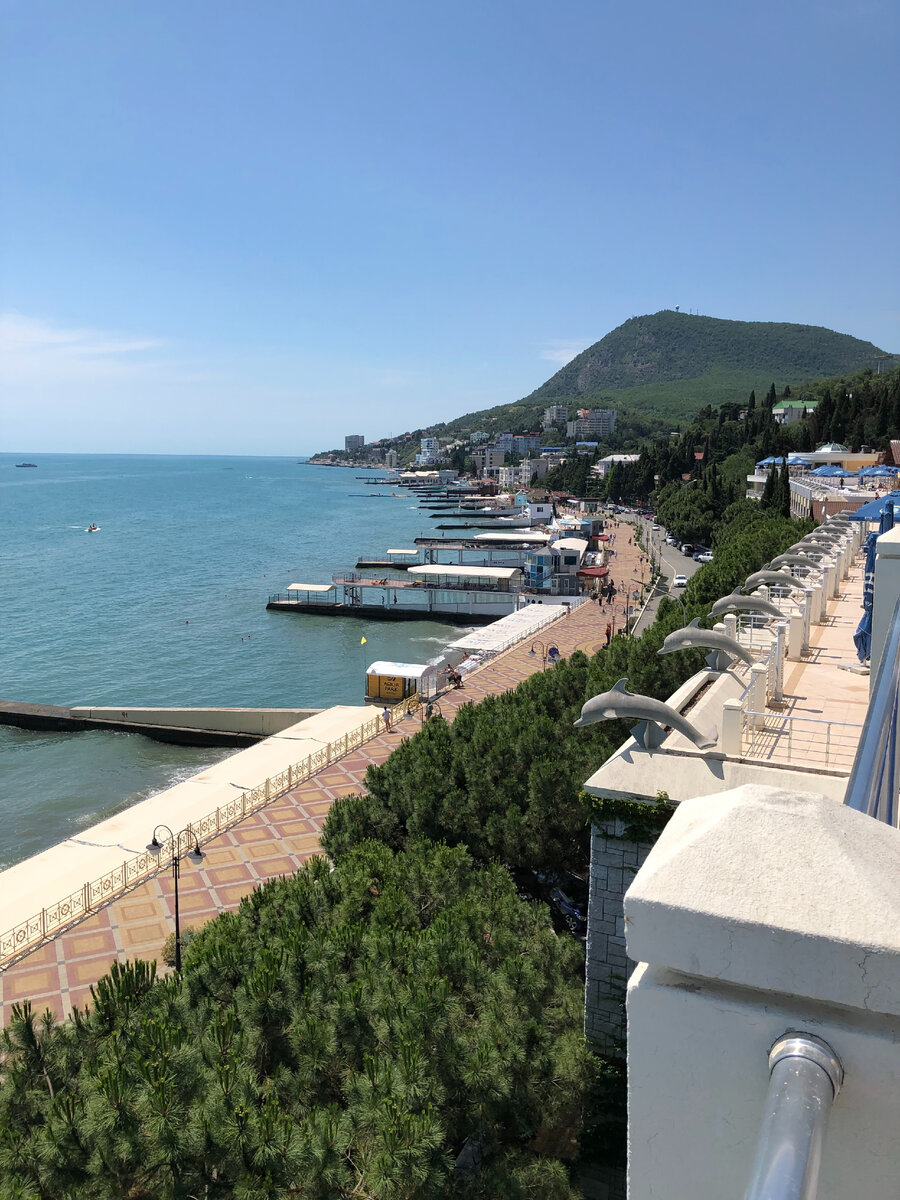 Фото из личного архива автора. Алушта, лето 2022 года.
