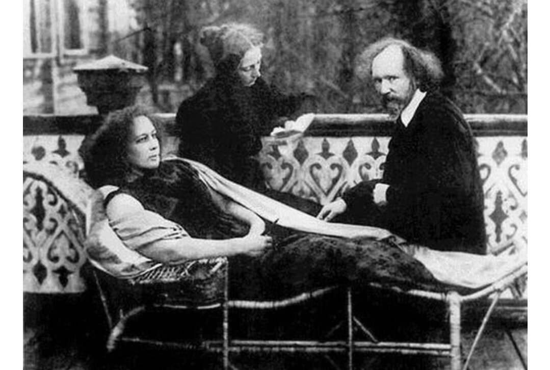 Вячеслав Иванов, Лидия Зиновьева-Аннибал и Вера Шварсалон, 1907. Источник фото: bukovka.livejournal.com