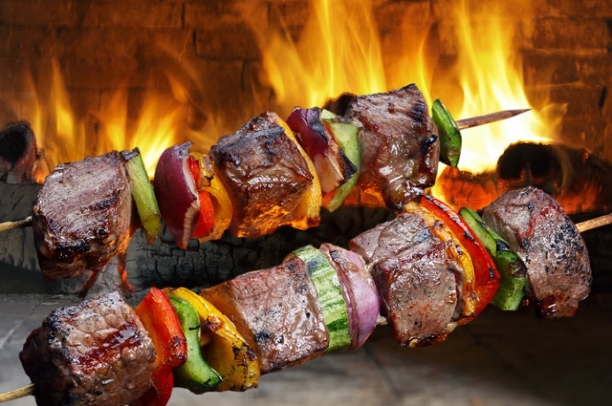    Баранья классика. Шеф-повар советует, как сделать идеальный шашлык