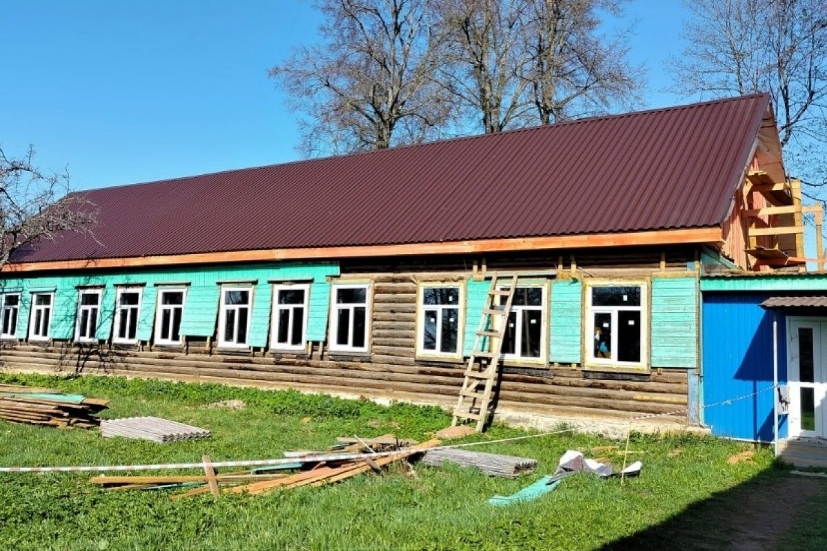    В Куньинском районе продолжается капитальный ремонт школы