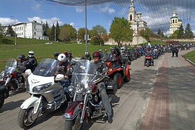    Открытие мотосезона в Серпухове ©Александр Степушкин Фото