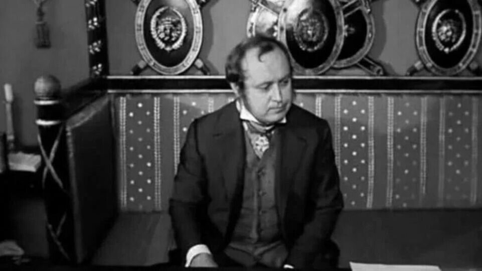     Артисту было 77 лет.