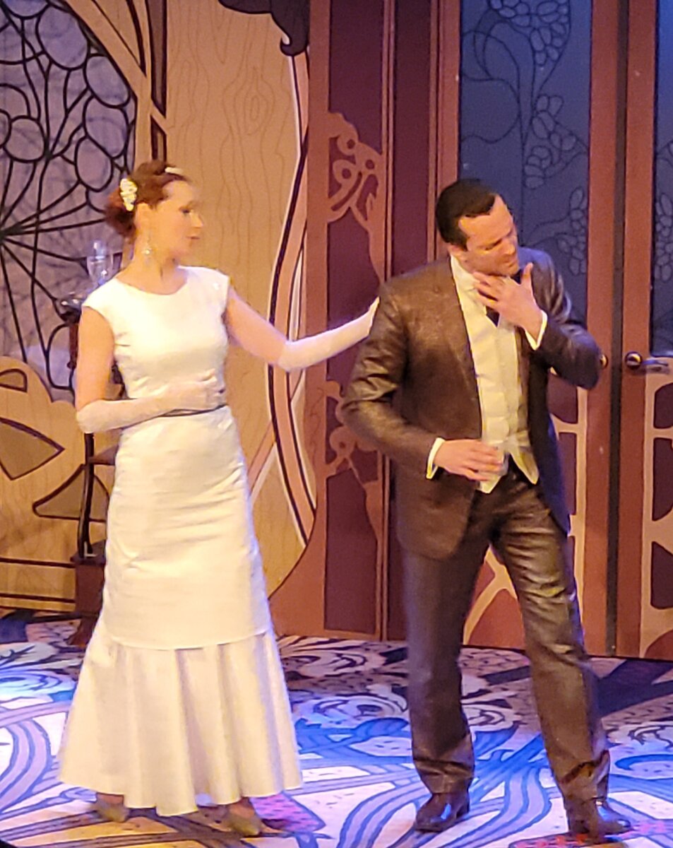 "Любовь к себе- это начало романа,который длится всю жизнь". Спектакль ...