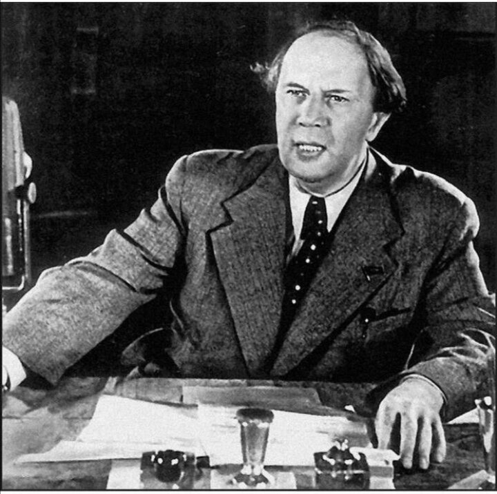 Русский писатель Алексей Толстой, из интернета. 