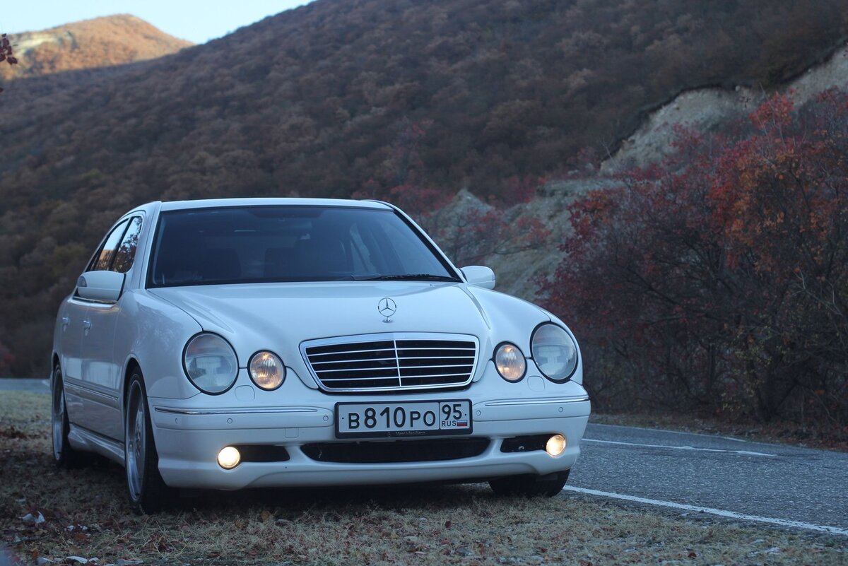  Mercedes E-Class W210   Melkom85  