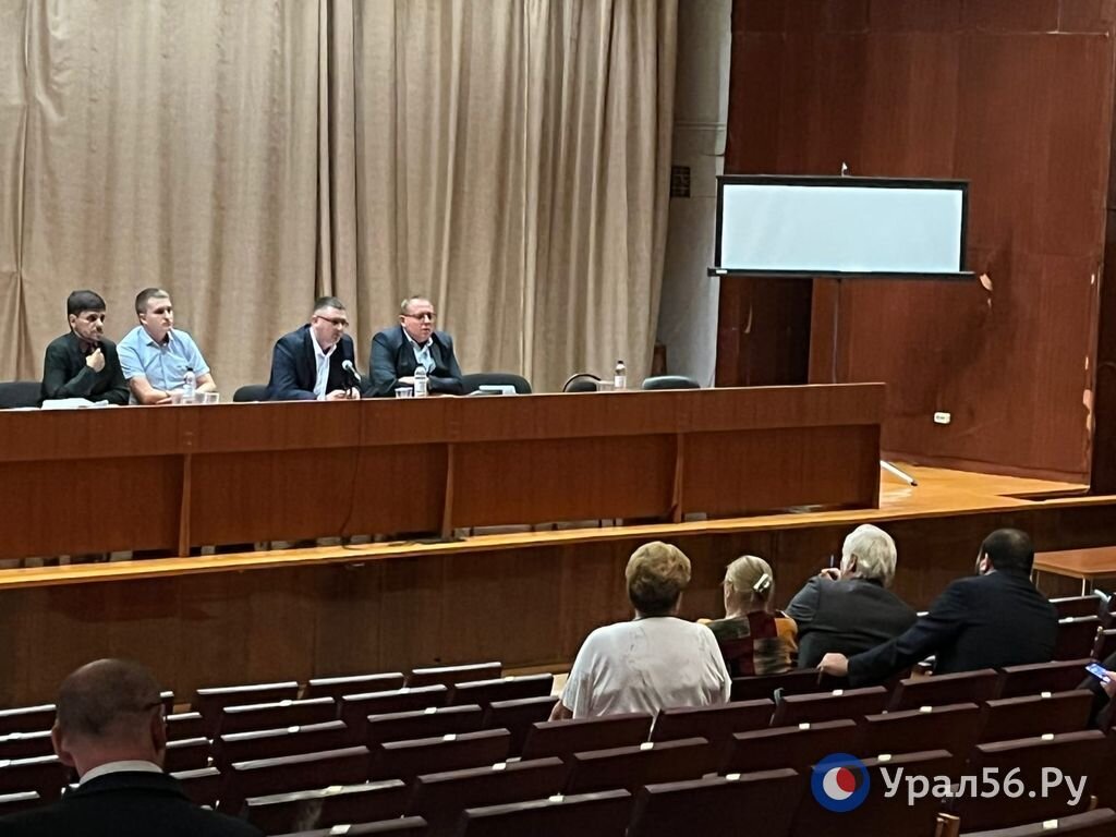    В администрации Орска будет обновленный актовый зал