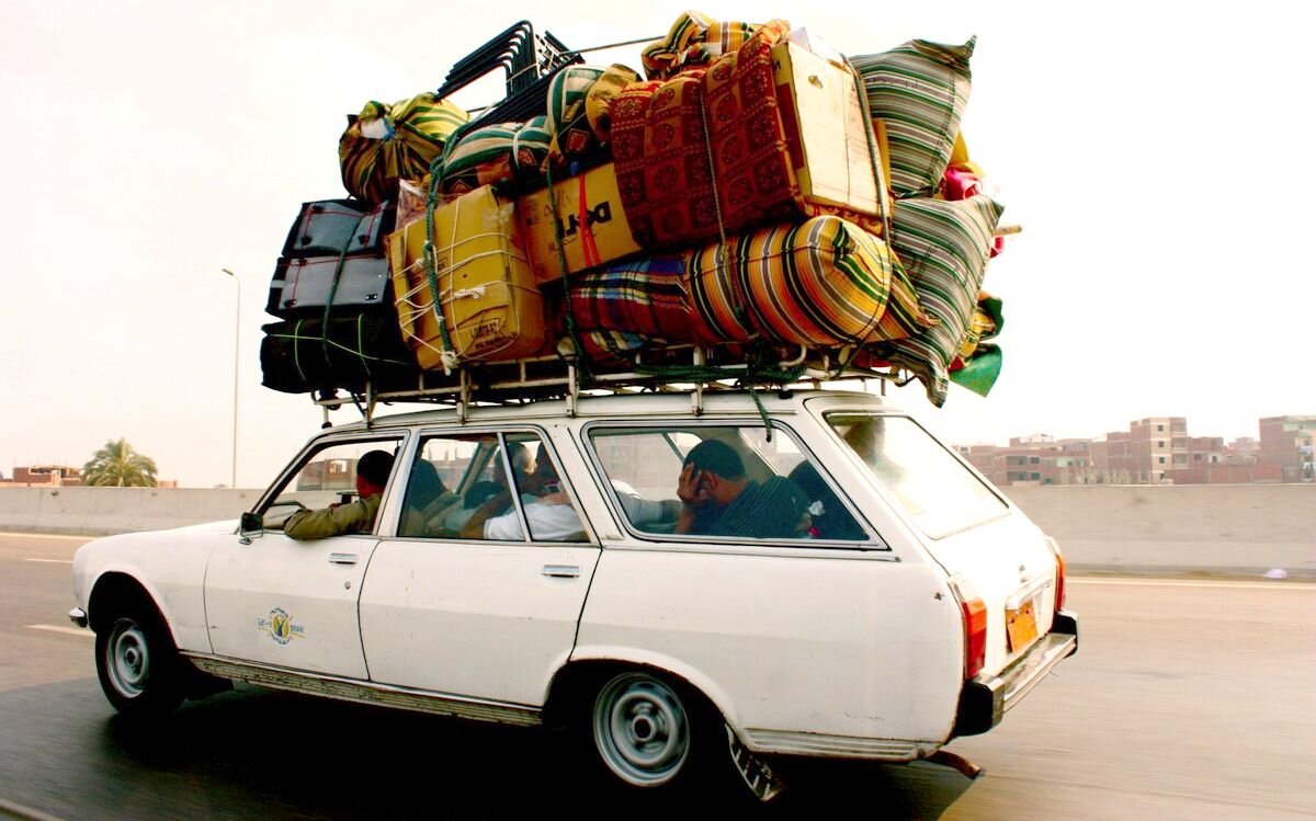 «Зашёл за хлебом, называется» — ситуация на дороге озадачила жителей Приморья