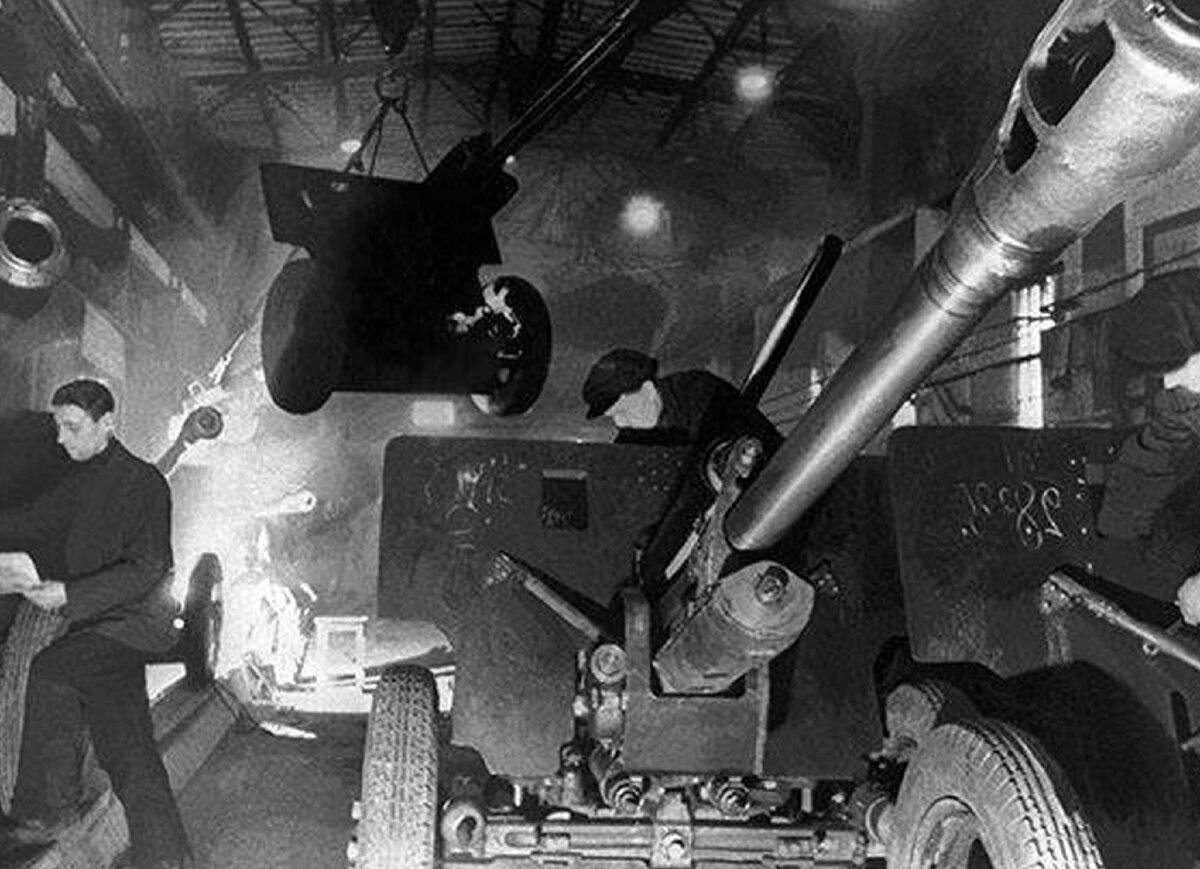 На производстве